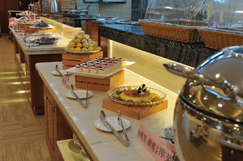 Guangxuan Hotel Kuangcsou Kültér fotó